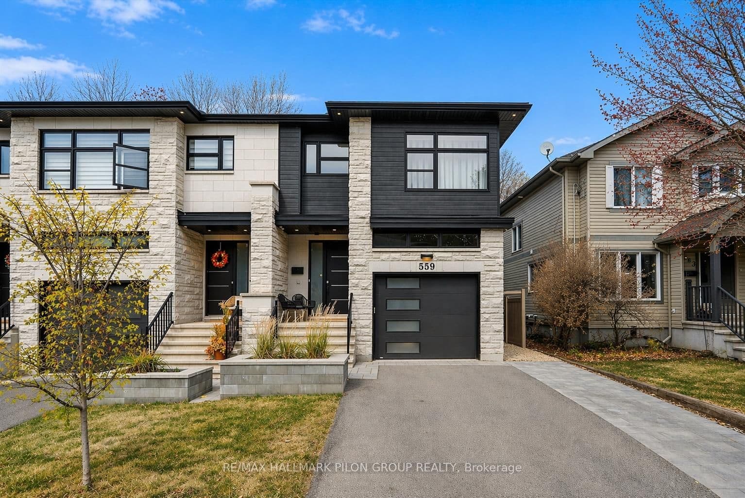 559 Mutual Street, Ottawa, ON