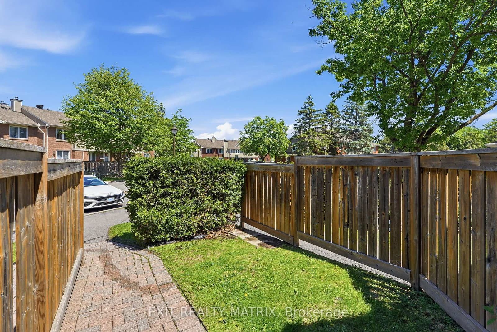 205 - 495 Canteval Terrace, Orleans, ON — photo 3