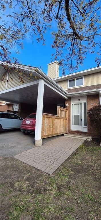 - - 38 Paddington Private, Ottawa, ON