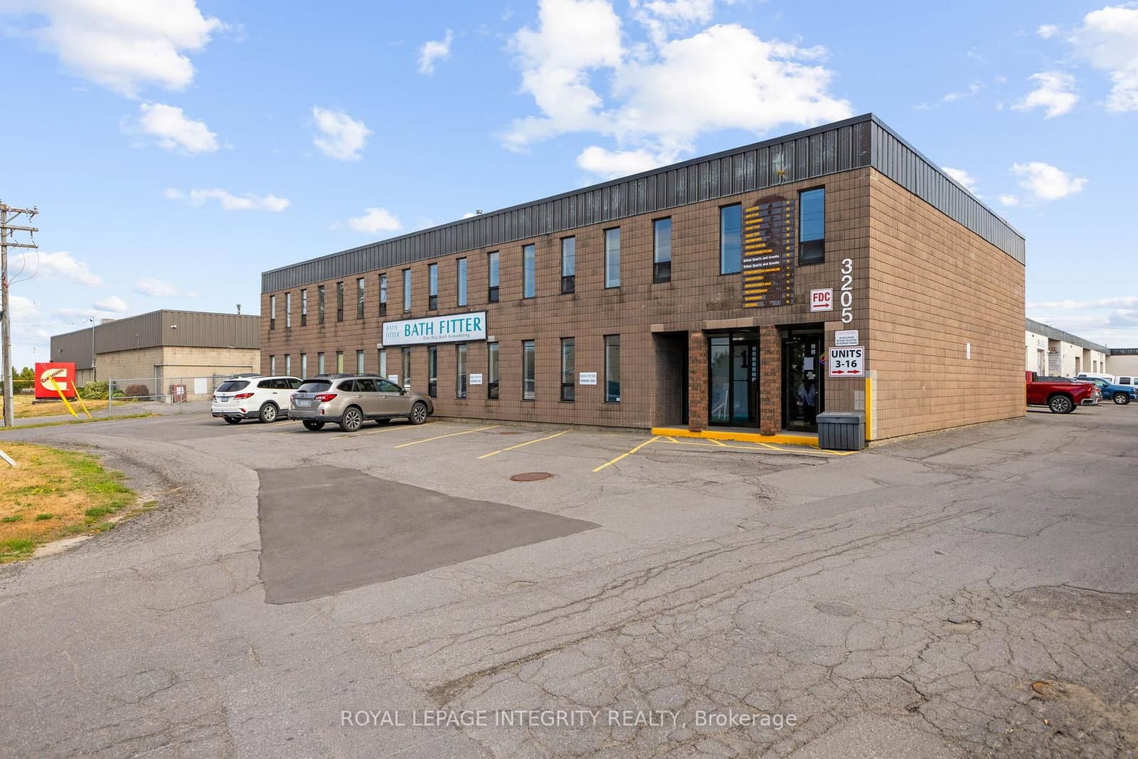9&10 - 3205 Swansea Crescent, Ottawa, ON