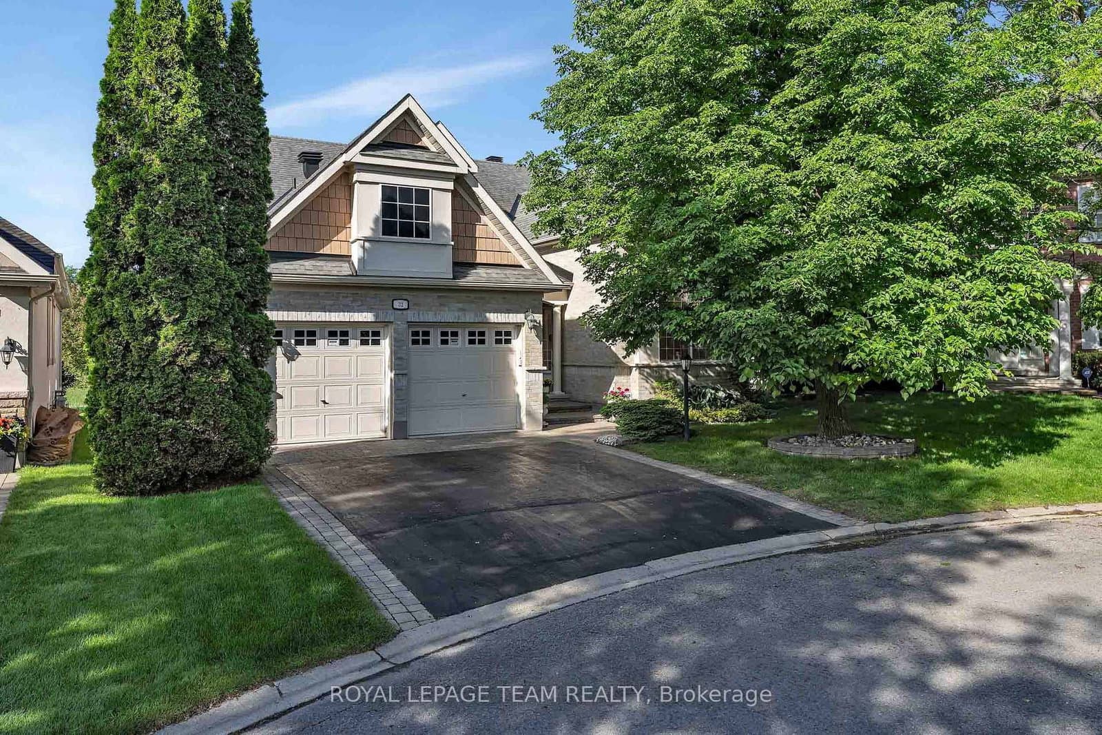 32 Silverthorn Court, Ottawa, ON