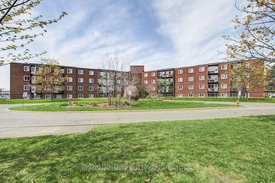 401C - 2041 Arrowsmith Drive, Ottawa, ON