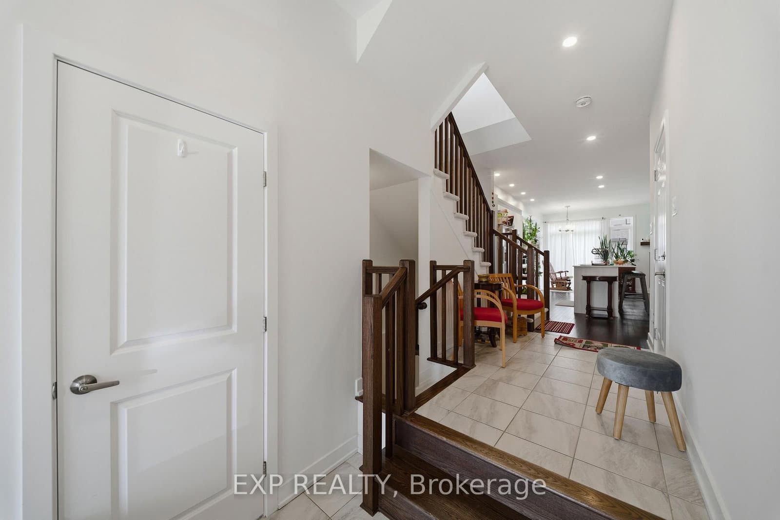 51 Robusta Lane, Ottawa, ON — photo 2
