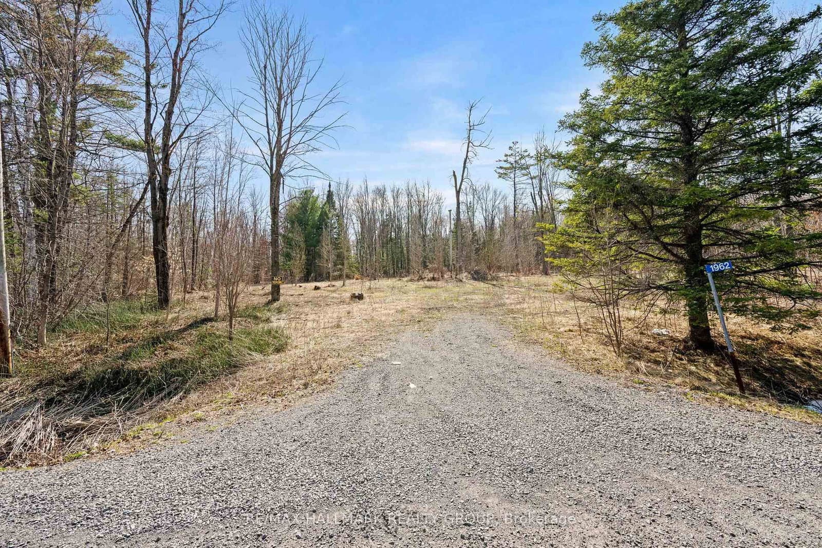 1962 Canaan Road, Ottawa, ON