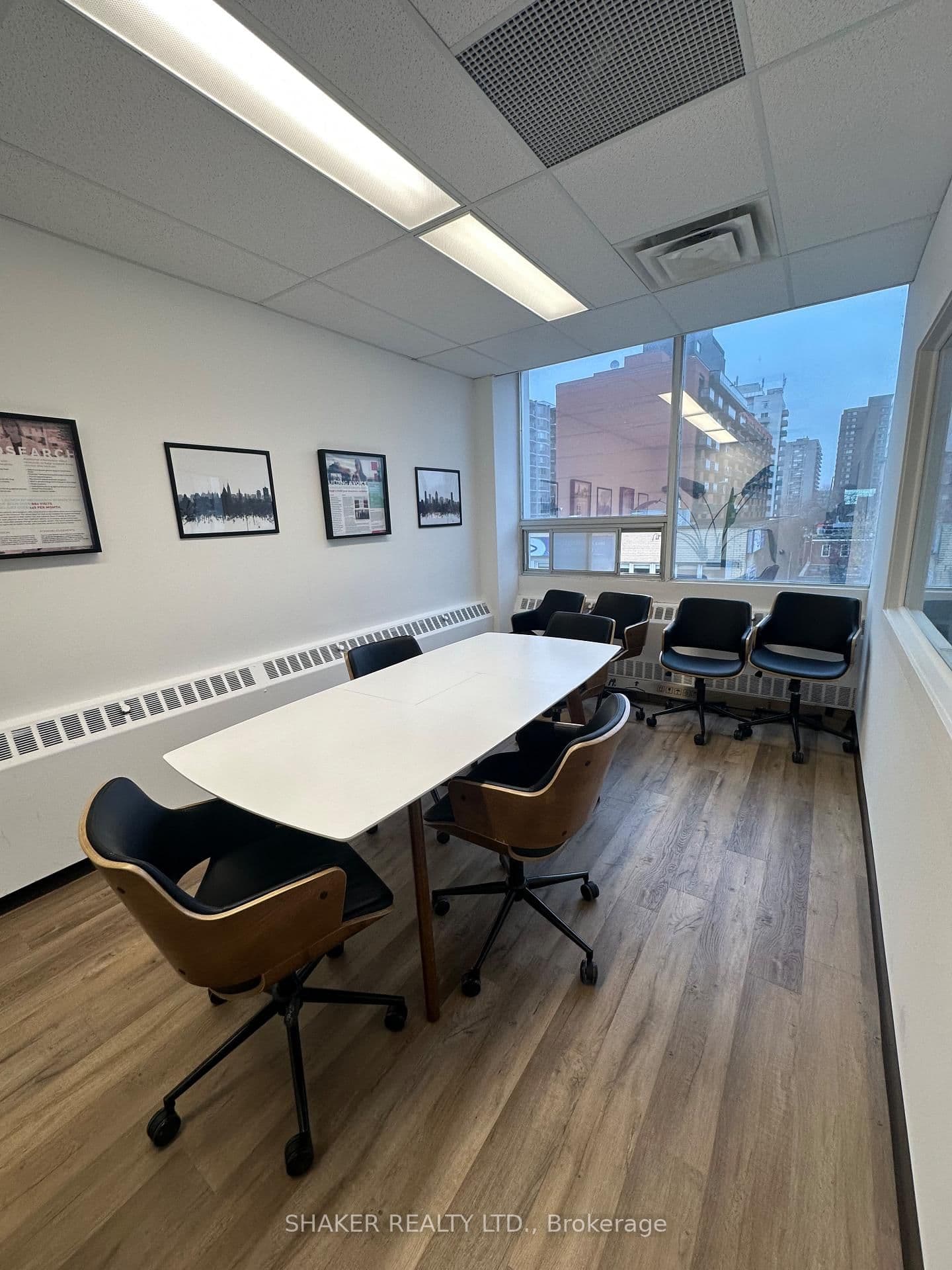 185 Somerset Street, Ottawa, ON — photo 2