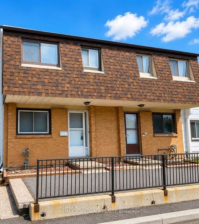 53J Sumac Street, Ottawa, ON