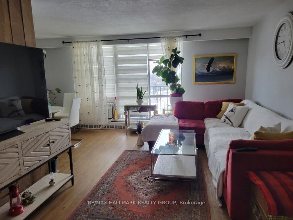 1101 - 2400 Virginia Drive, Ottawa, ON — photo 2
