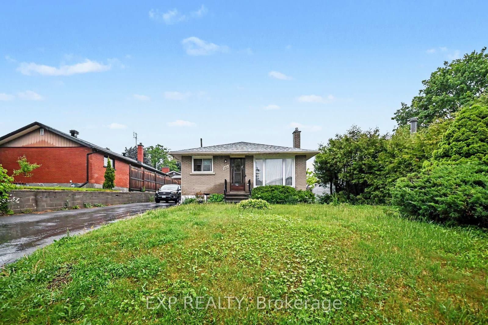 685 Crystal Street, Ottawa, ON — photo 3