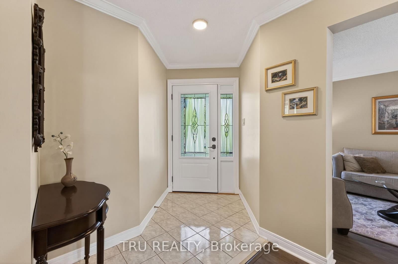 110 Grenadier Way, Nepean, ON — photo 2