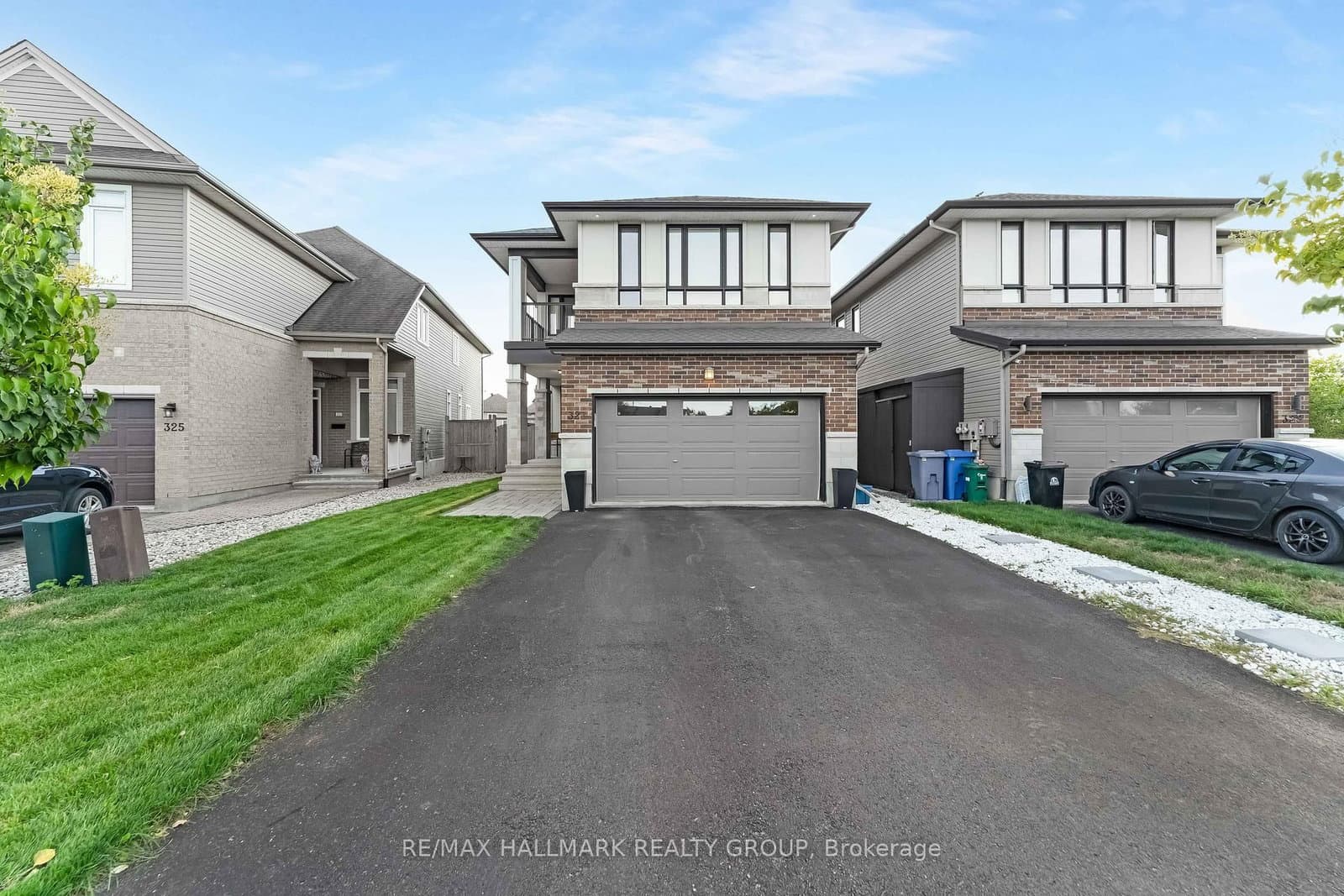 327 BALLINVILLE Circle, Ottawa, ON — photo 3
