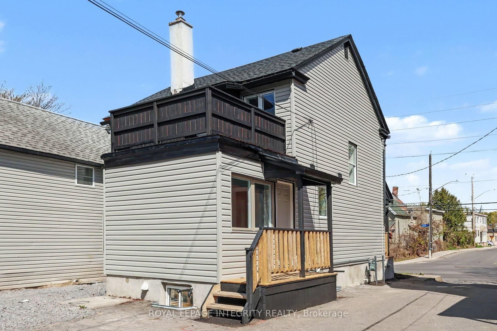 222 Mcarthur Avenue, Ottawa, ON — photo 2