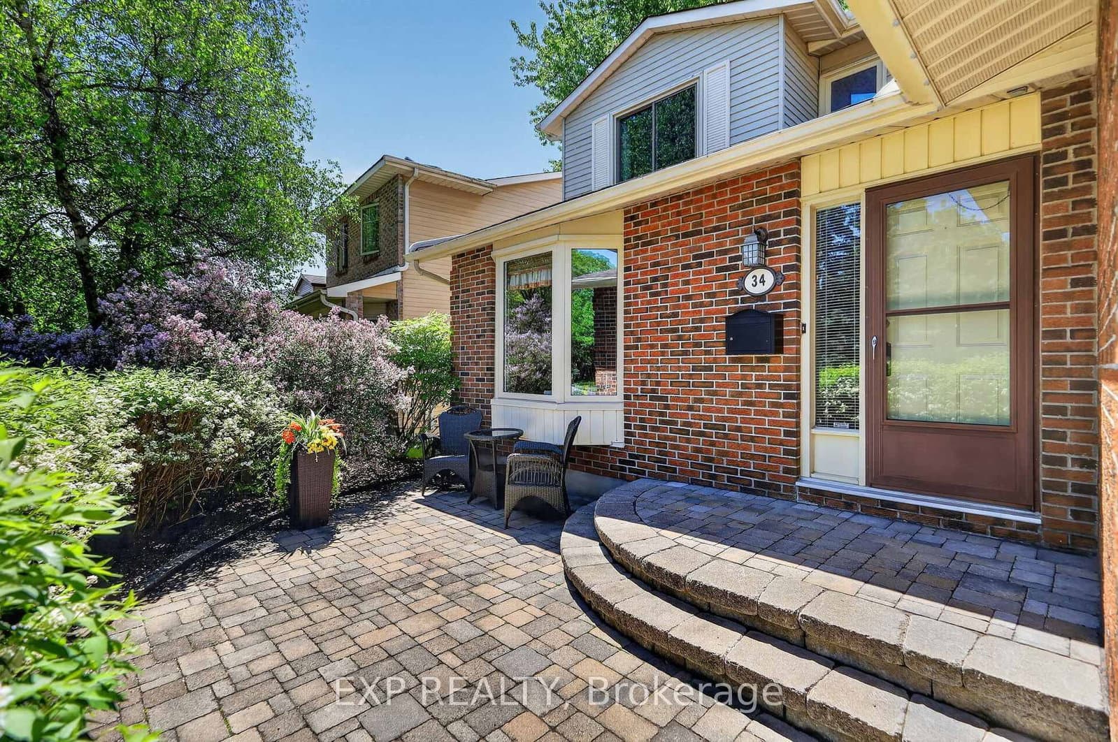 34 Four Seasons Drive, Ottawa, ON — photo 3