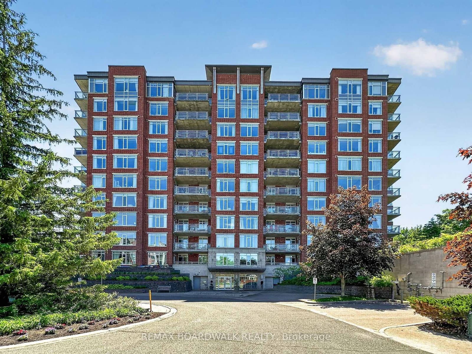804 - 136 Darlington Private, Ottawa, ON