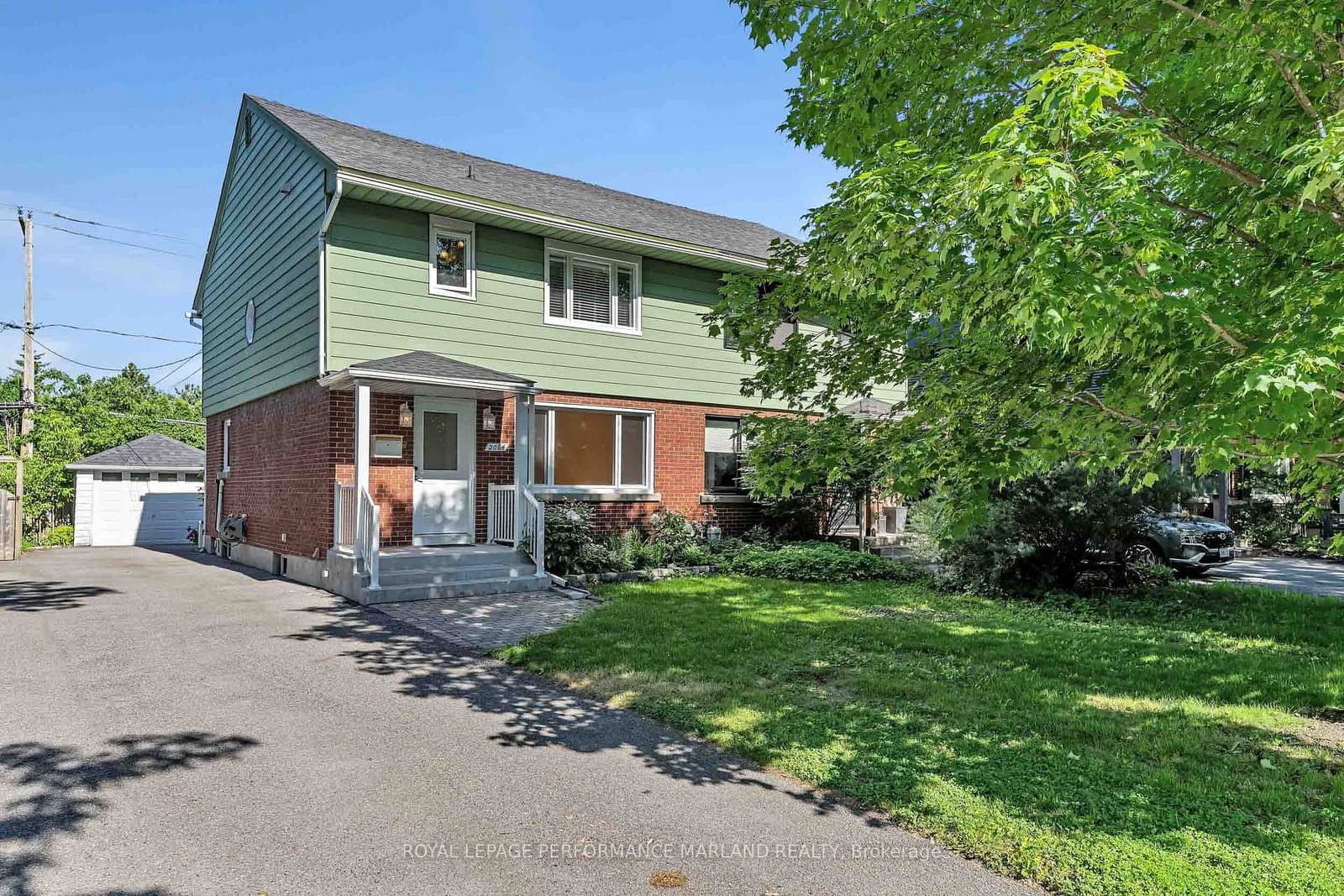 2064 Blossom Drive, Ottawa, ON