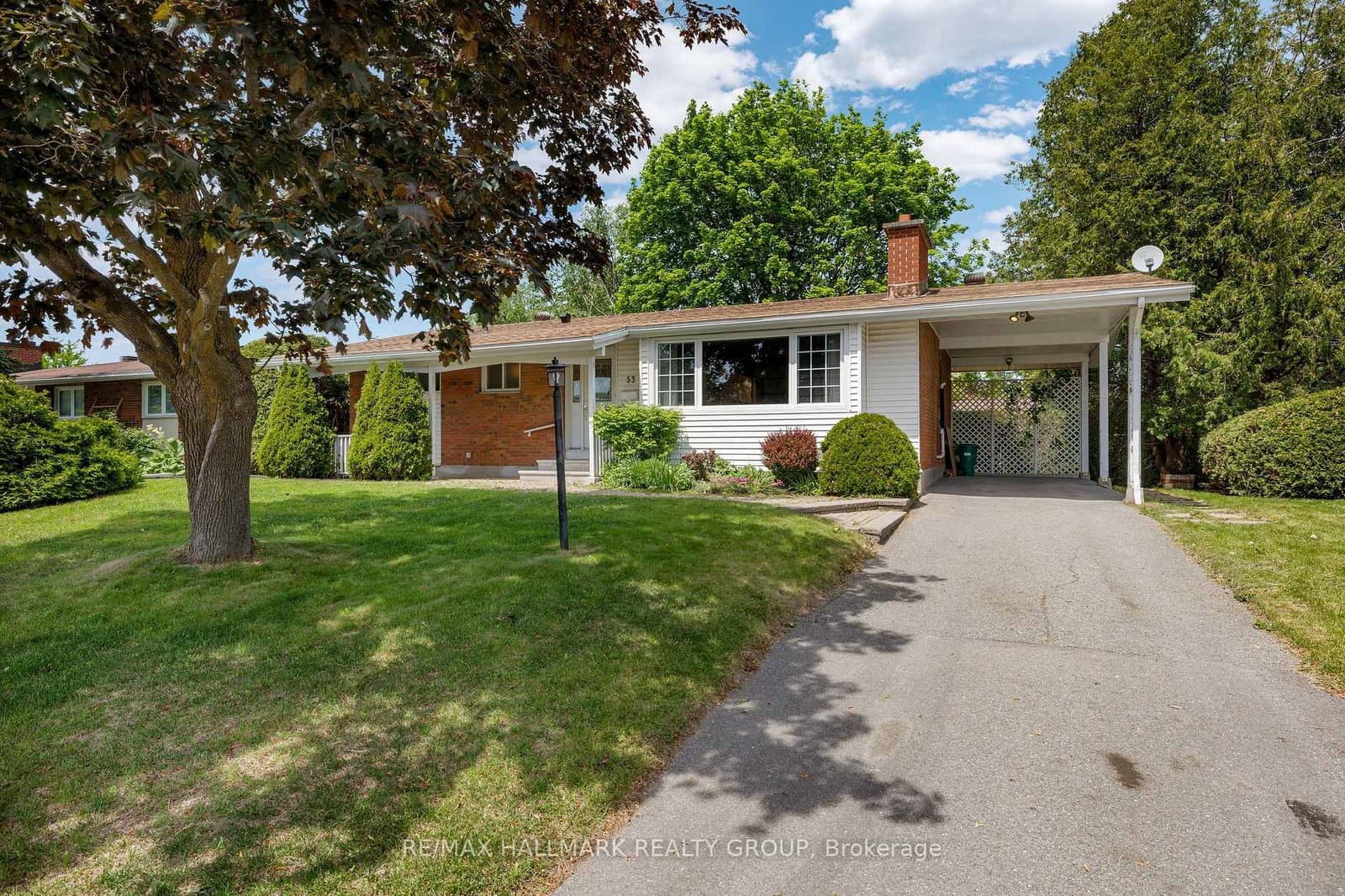 53 Farlane Boulevard, Ottawa, ON
