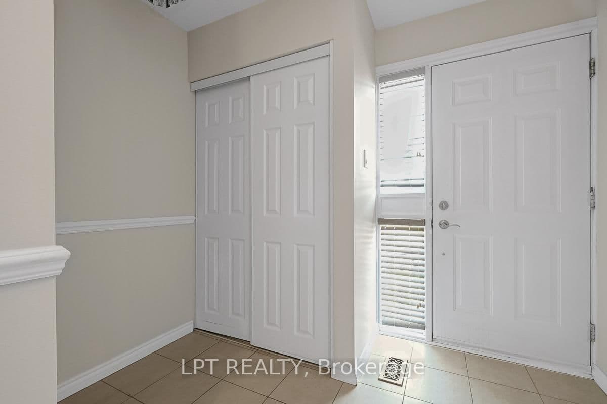 1 - 3501 Aladdin Lane, Ottawa, ON — photo 3