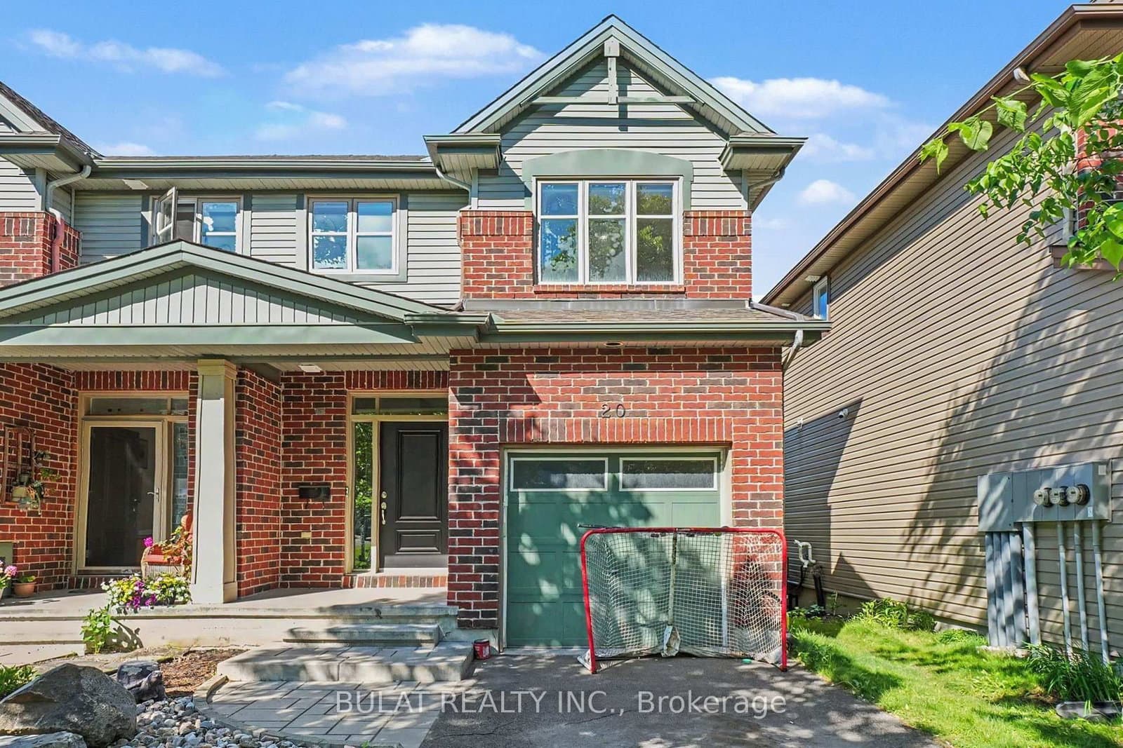 20 Mccooeye Lane, Ottawa, ON — photo 2
