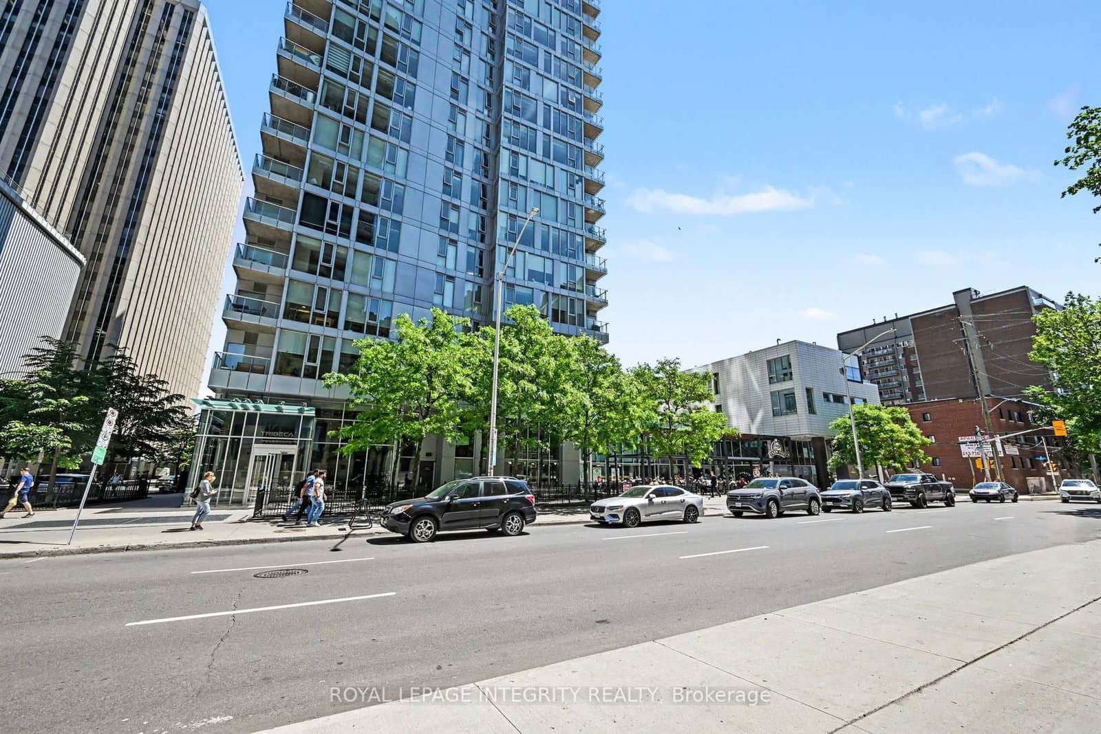1306 - 179 Metcalfe Street, Ottawa, ON — photo 2