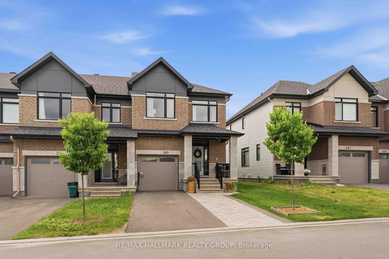 369 Broadridge Crescent, Ottawa, ON