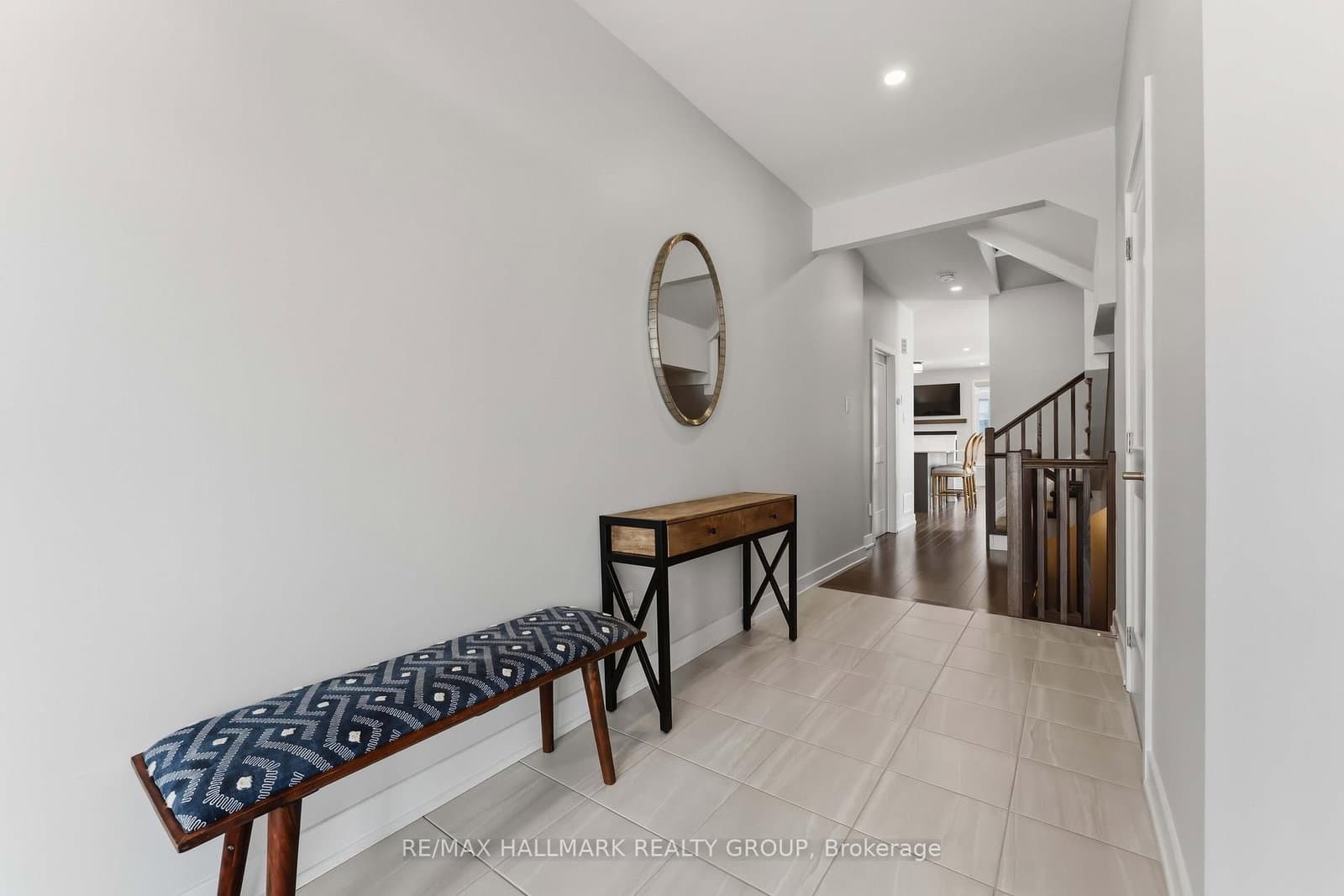 369 Broadridge Crescent, Ottawa, ON — photo 3