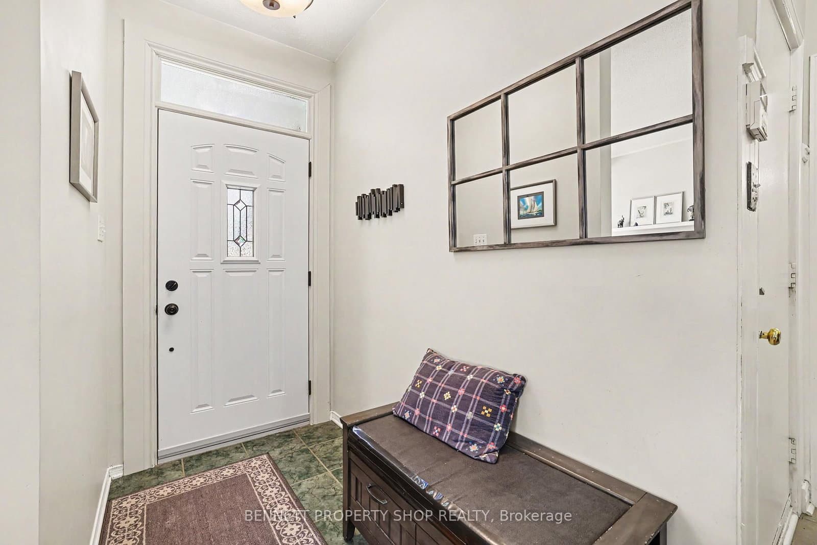 60 Apple Creek Crescent, Ottawa, ON — photo 3