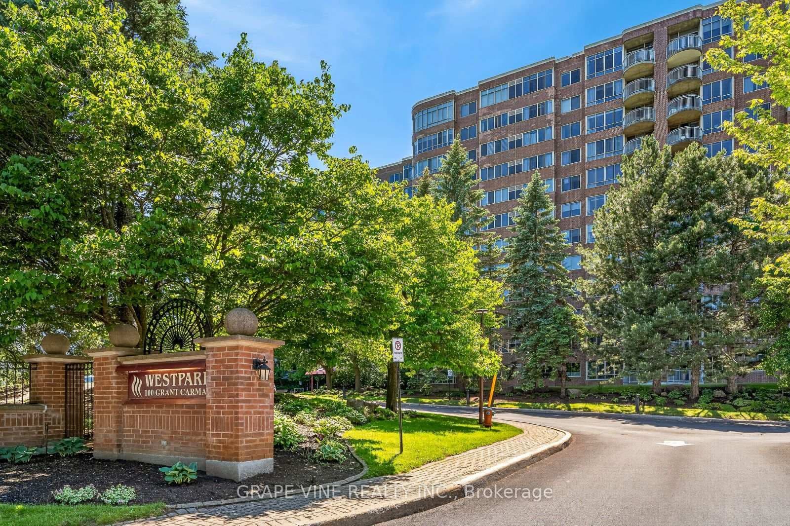 1115 - 100 Grant Carman Drive, Ottawa, ON