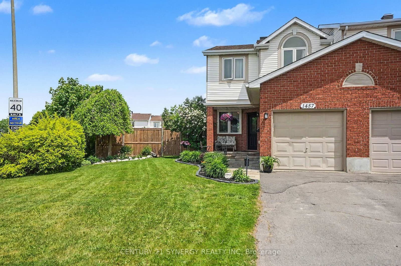1457 Corsham Avenue, Ottawa, ON
