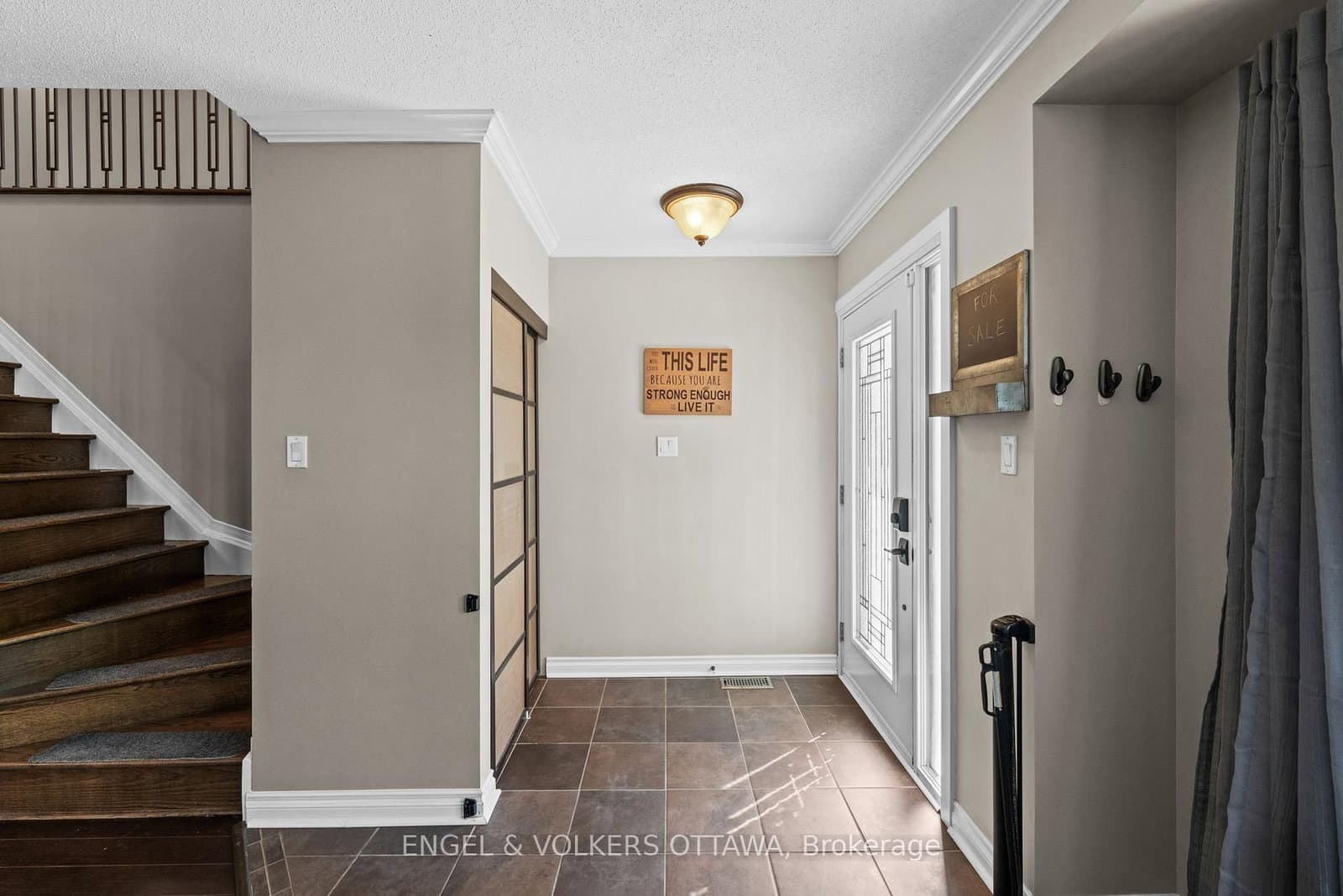 49 Kittiwake Drive, Stittsville, ON — photo 2