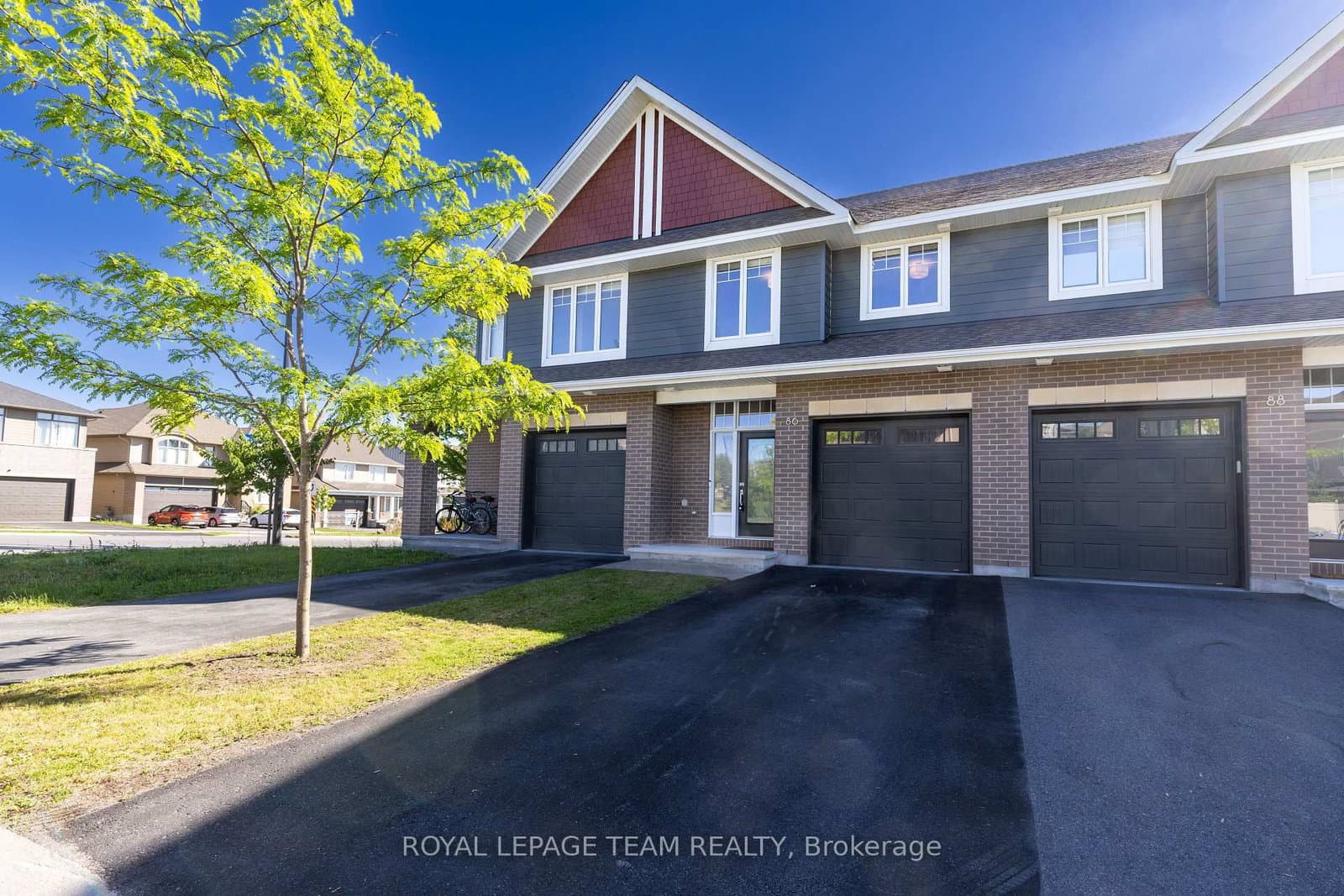 86 Escarpment Crescent, Ottawa, ON — photo 2
