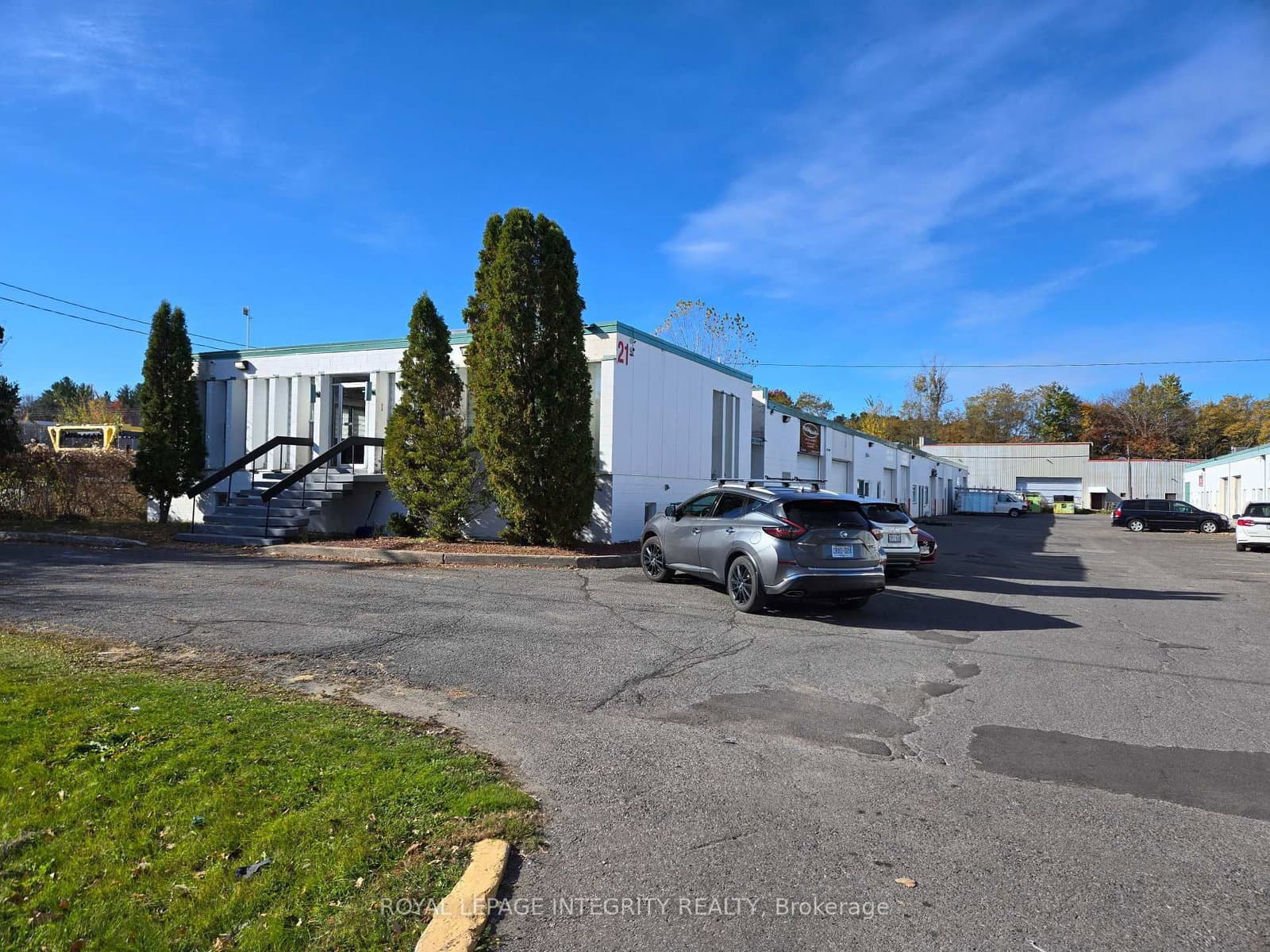 Bay 4 - 21 Grenfell Crescent, Ottawa, ON