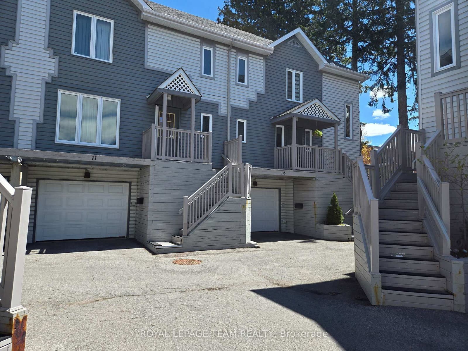 13 - 817 High Street, Ottawa, ON — photo 2
