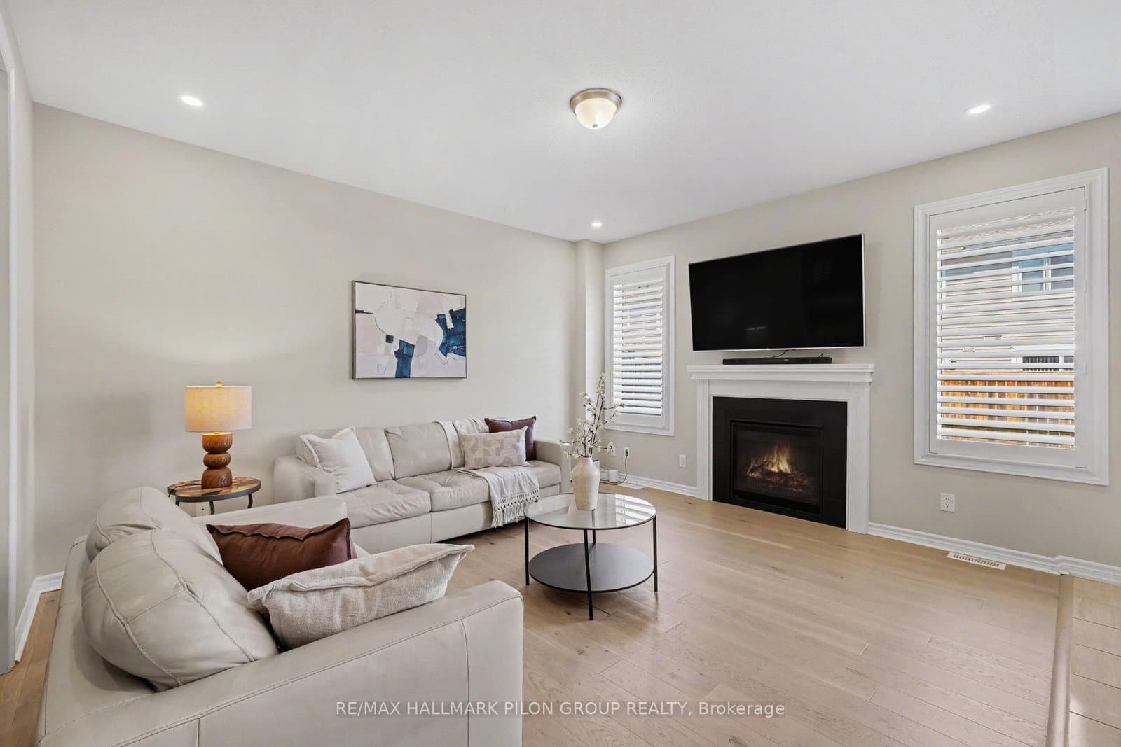 124 Mandalay Street, Ottawa, ON — photo 3