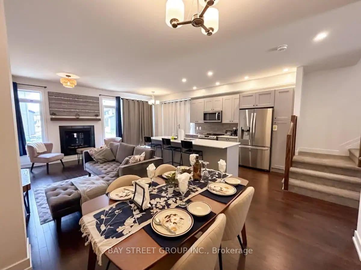 Master Bedroom - 262 Monticello Avenue, Ottawa, ON — photo 3