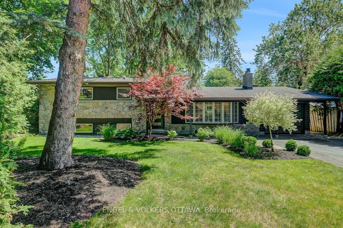 54 Qualicum Street, Ottawa, ON