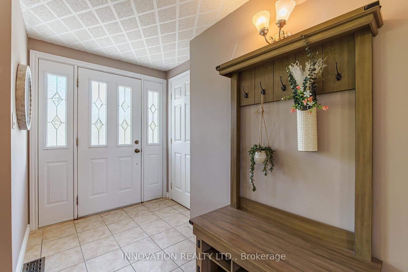 25 King Street, Richmond, ON — photo 3