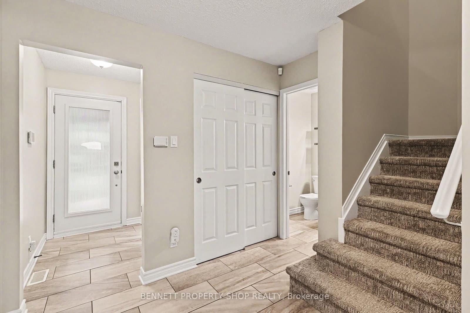 1474 Delia Crescent, Orleans, ON — photo 2