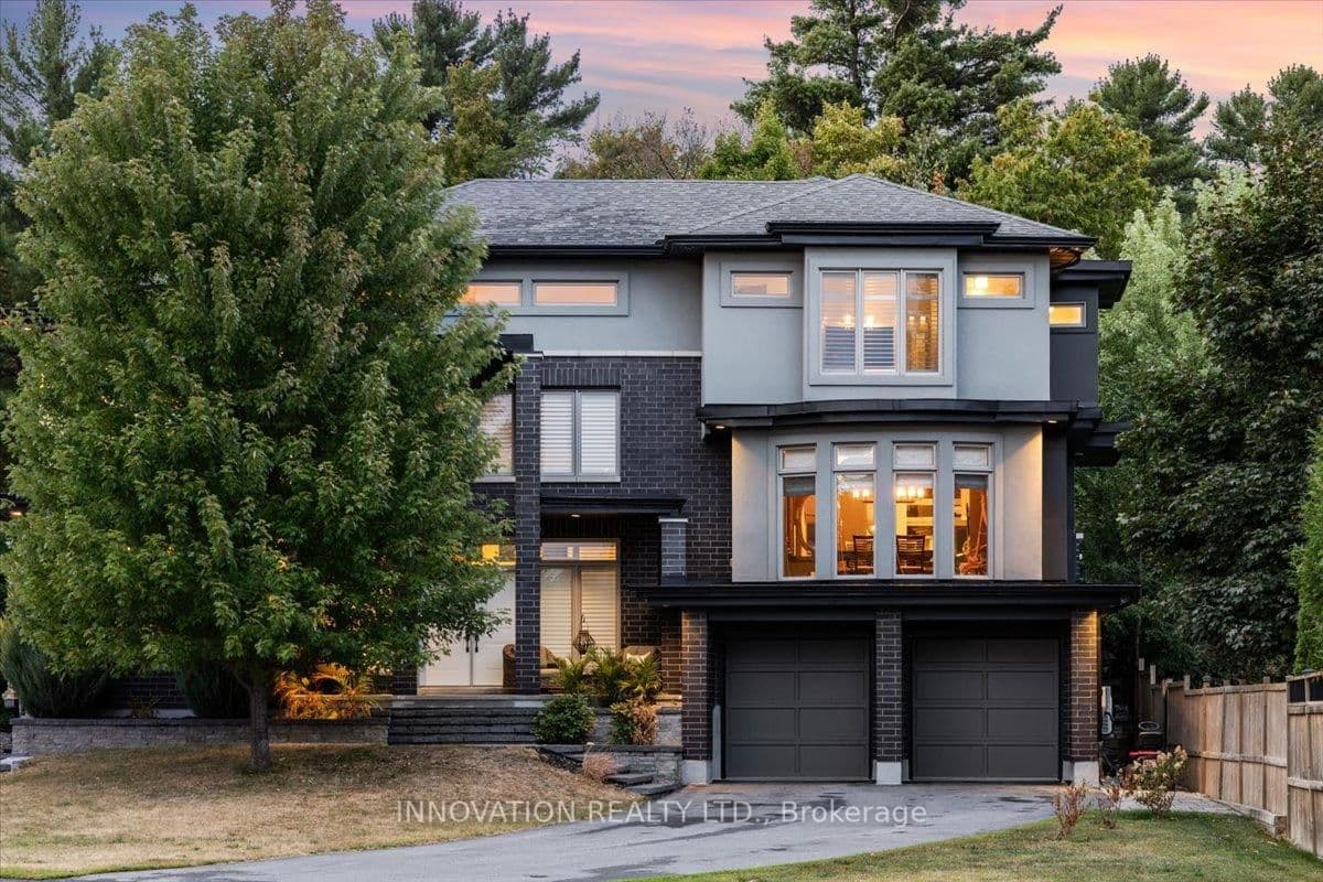 332 Carp Highlands Court, Carp, ON
