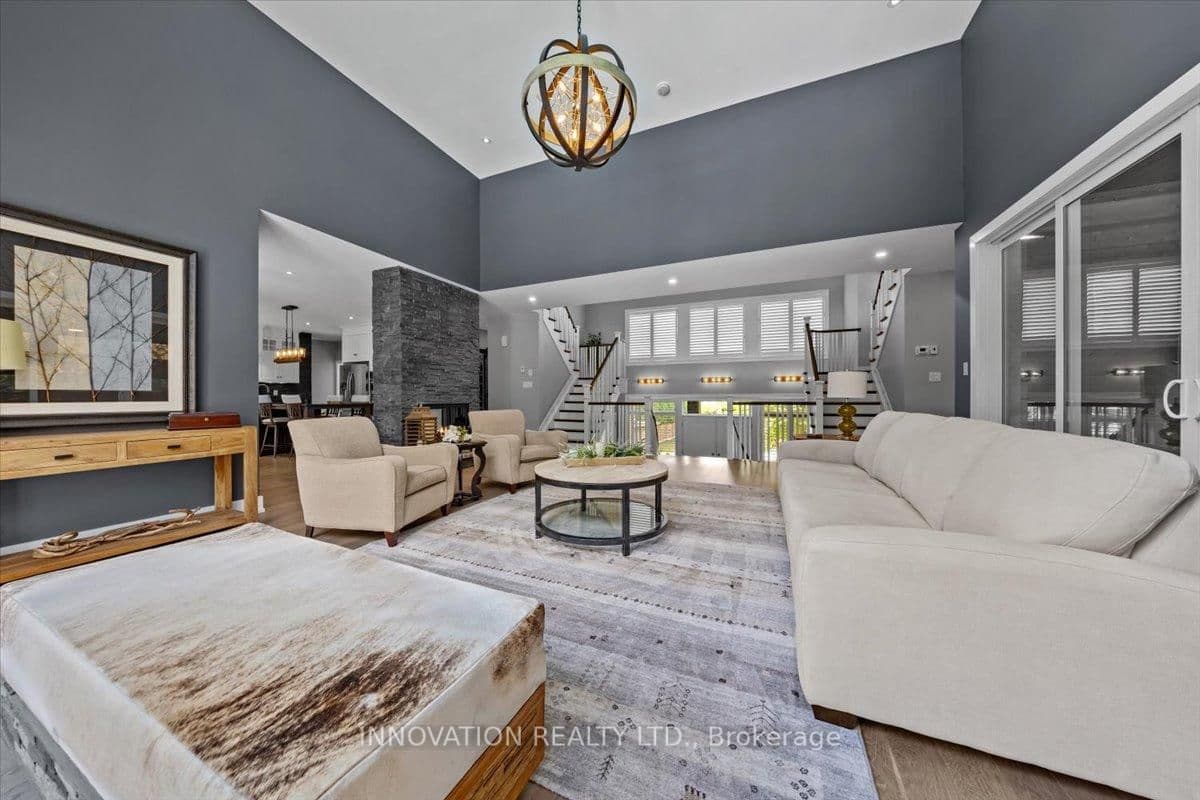 332 Carp Highlands Court, Carp, ON — photo 3