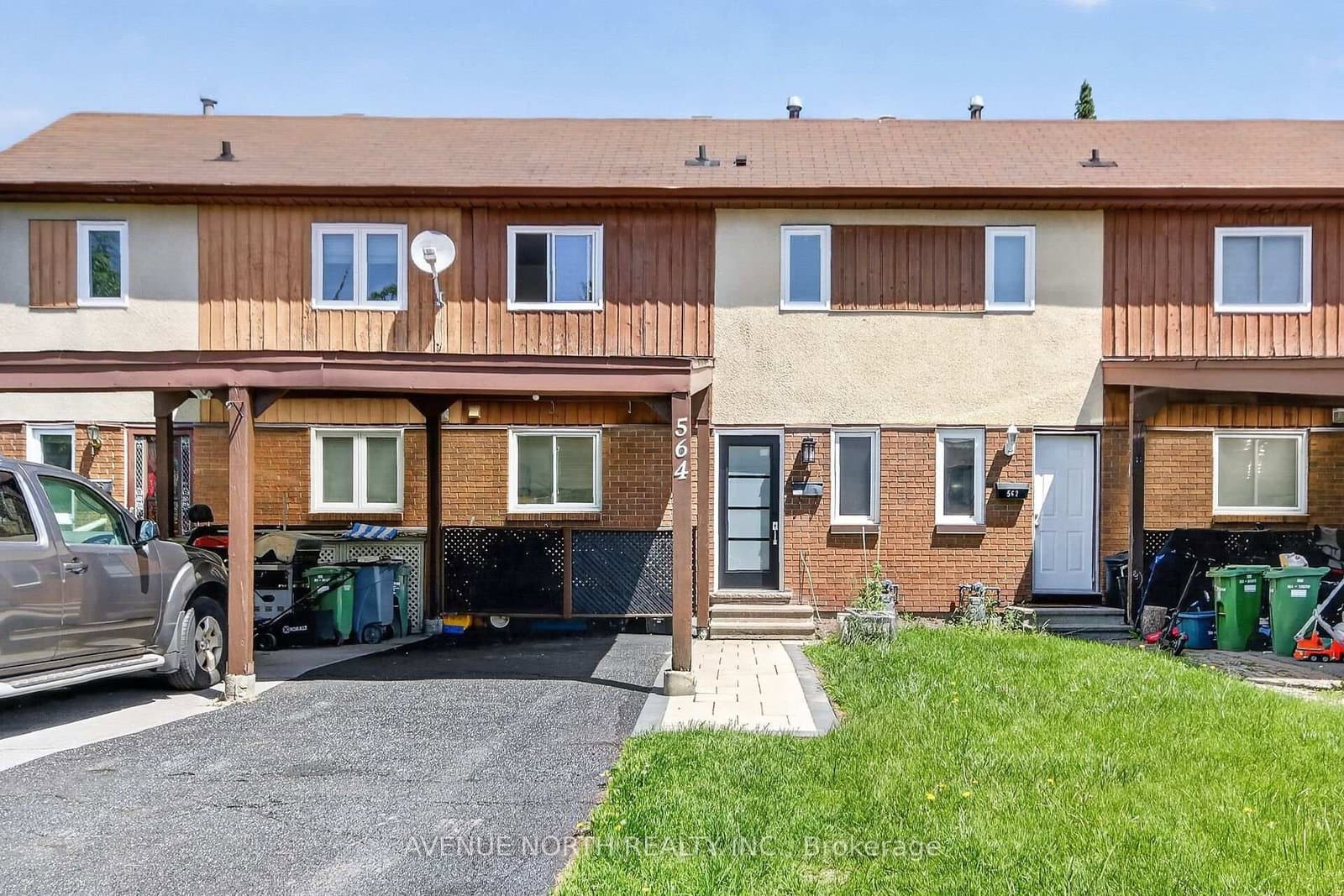 564 Seyton Drive, Ottawa, ON
