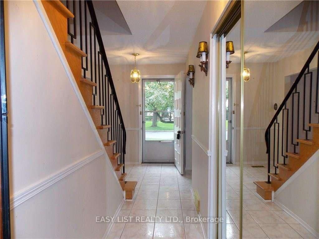 3288 Clearwater Crescent, Ottawa, ON — photo 3