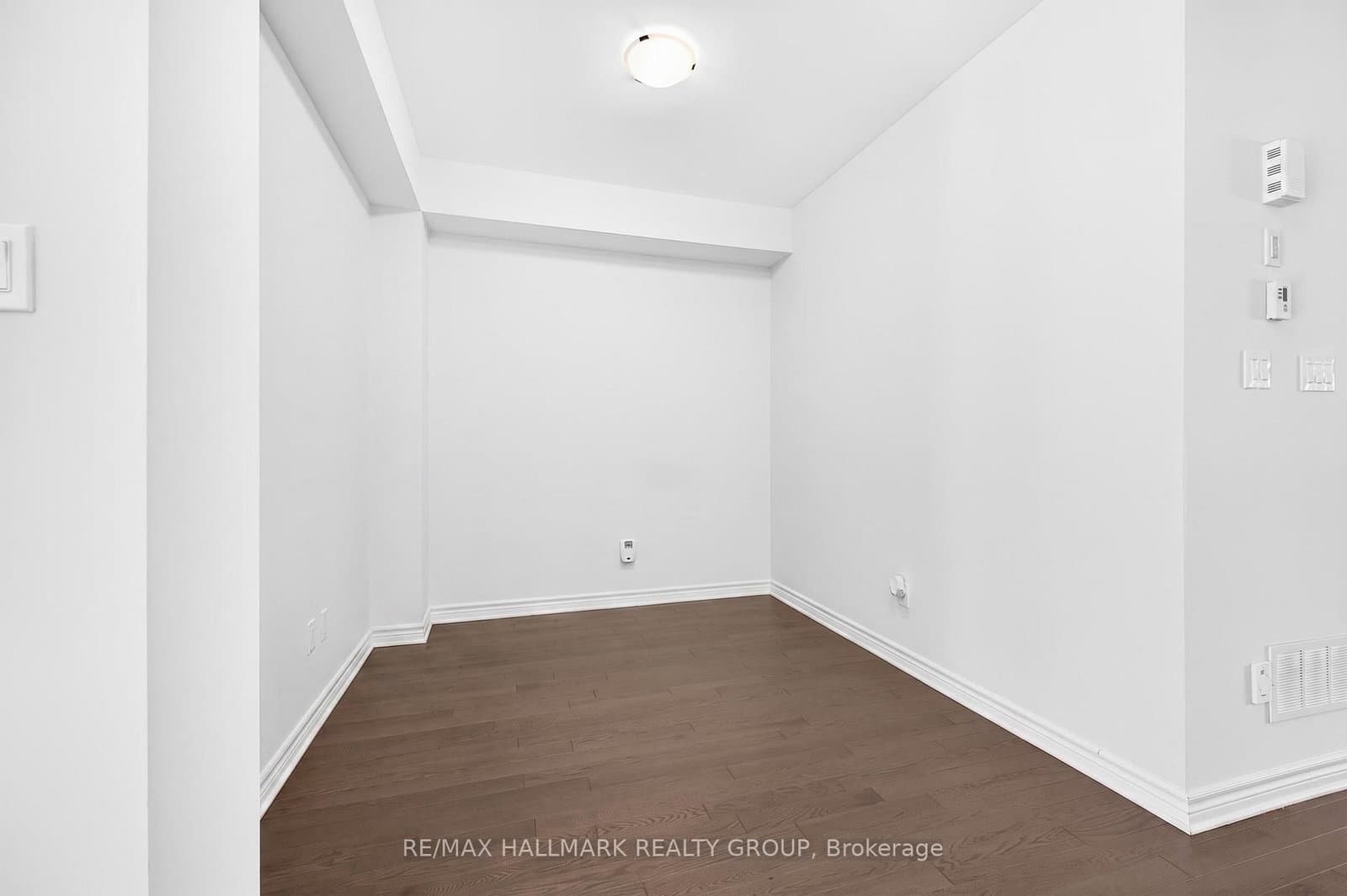 720 Miikana Road, Ottawa, ON — photo 3