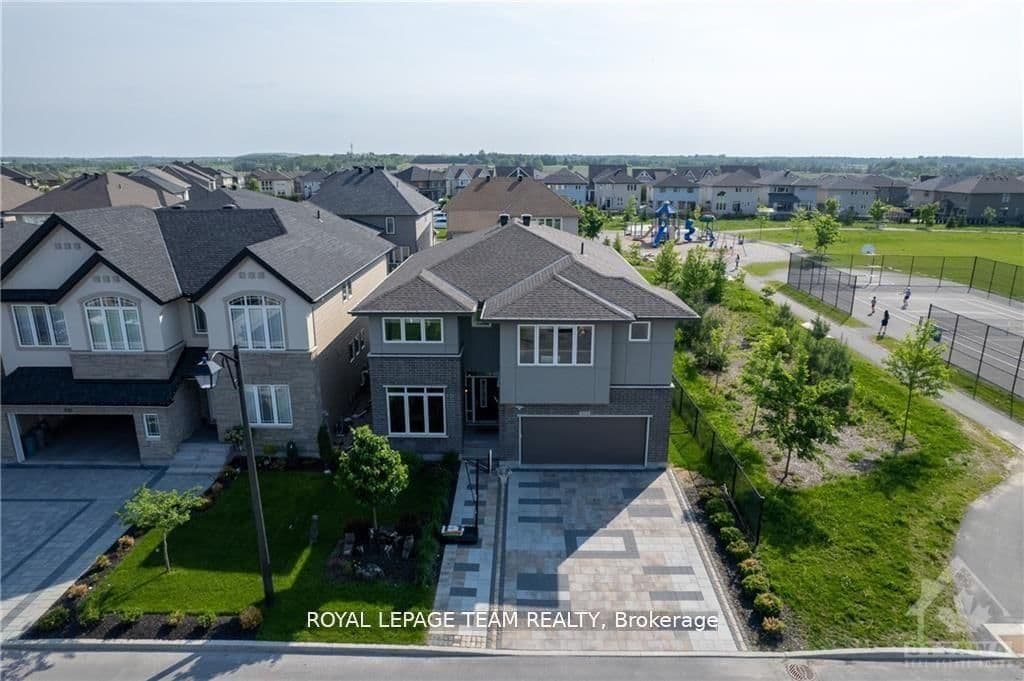 512 BRECCIA Heights, Ottawa, ON — photo 2