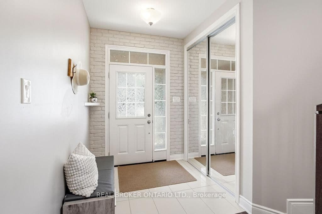 984 Shimmerton Circle, Ottawa, ON — photo 3