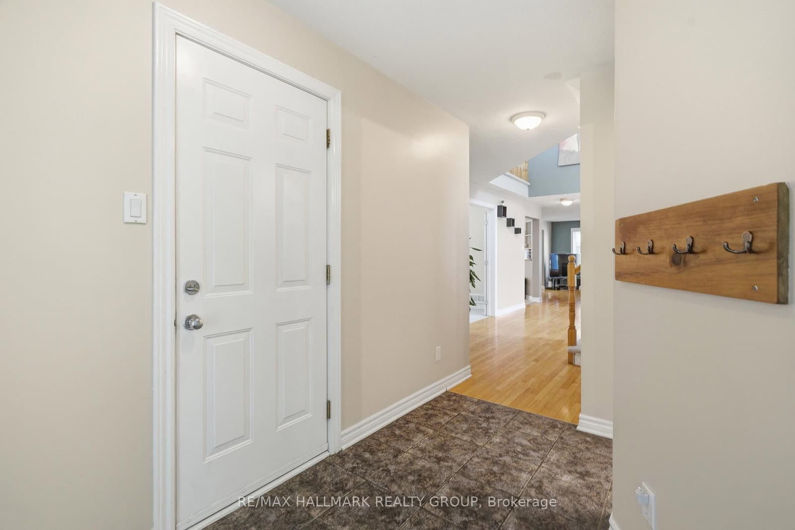 800 Long Point Circle, Ottawa, ON — photo 3