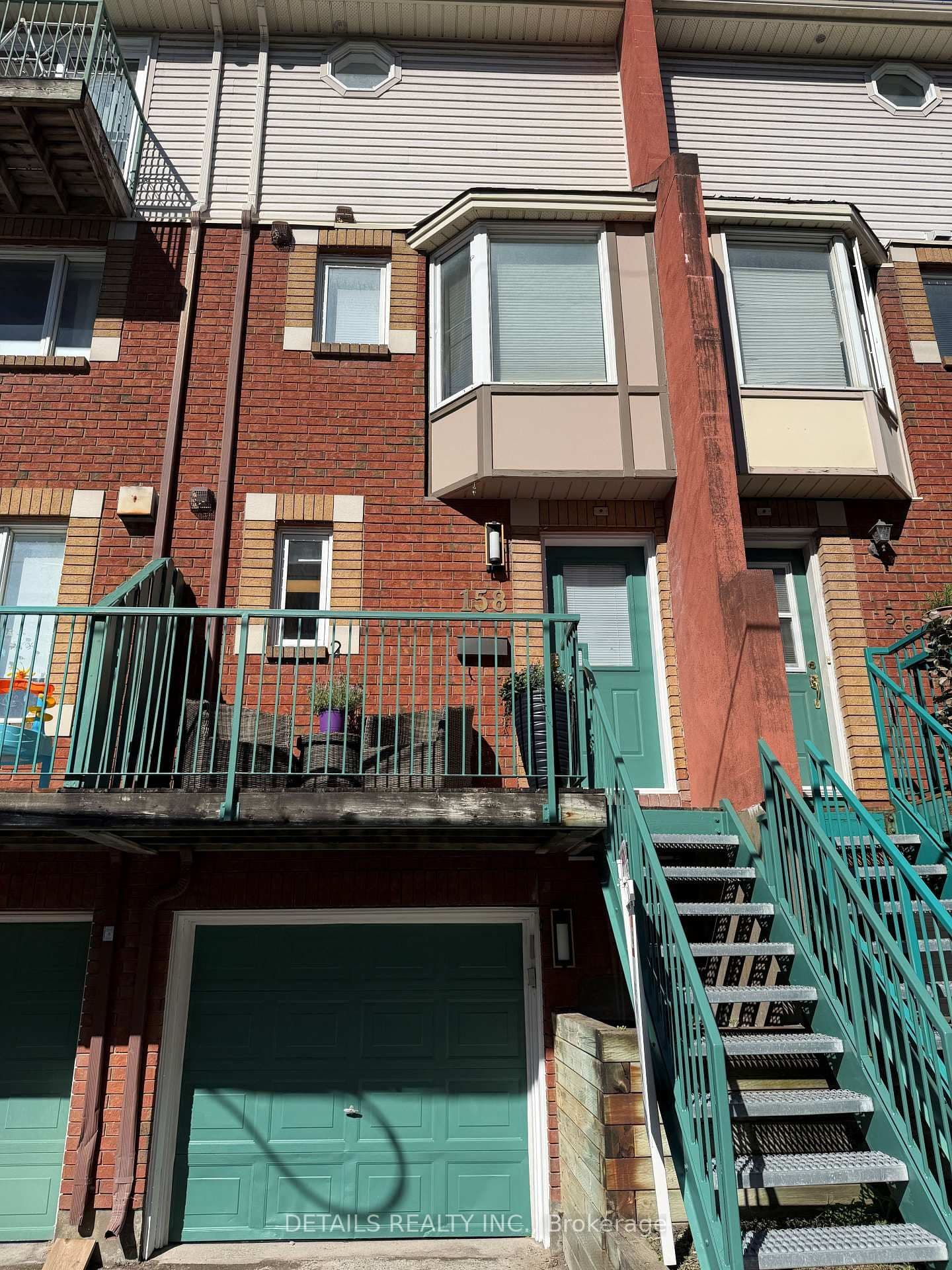 158 Forward Avenue, Ottawa, ON