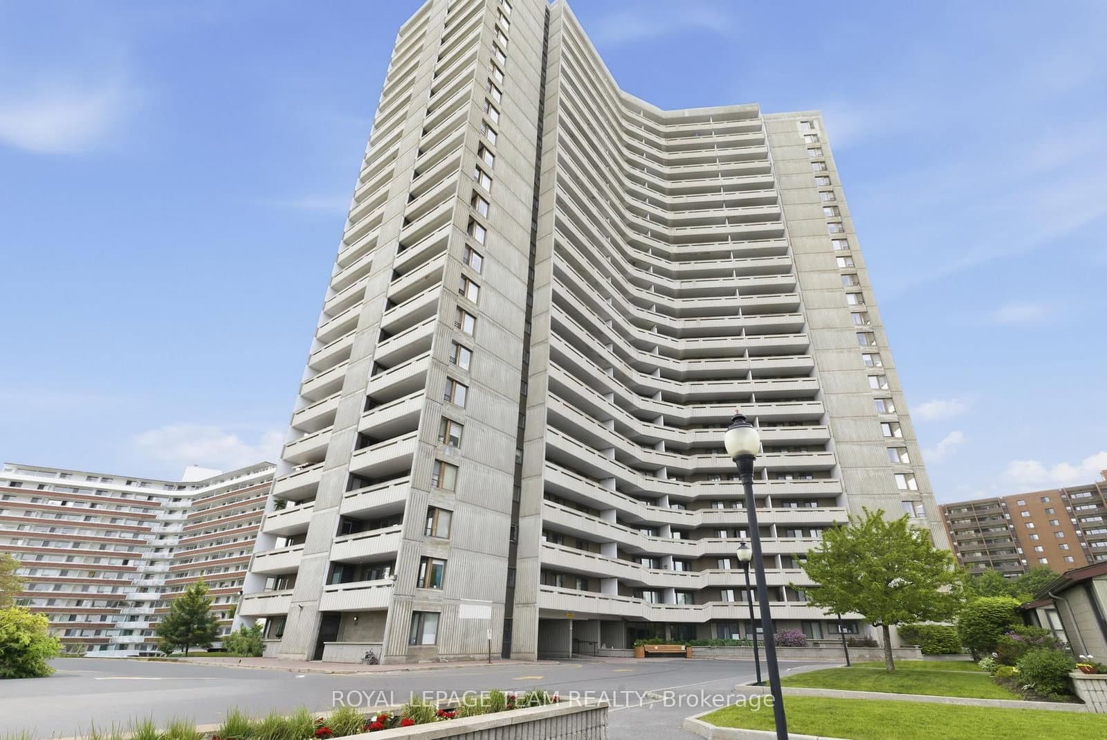 507 - 1081 Ambleside Drive, Ottawa, ON