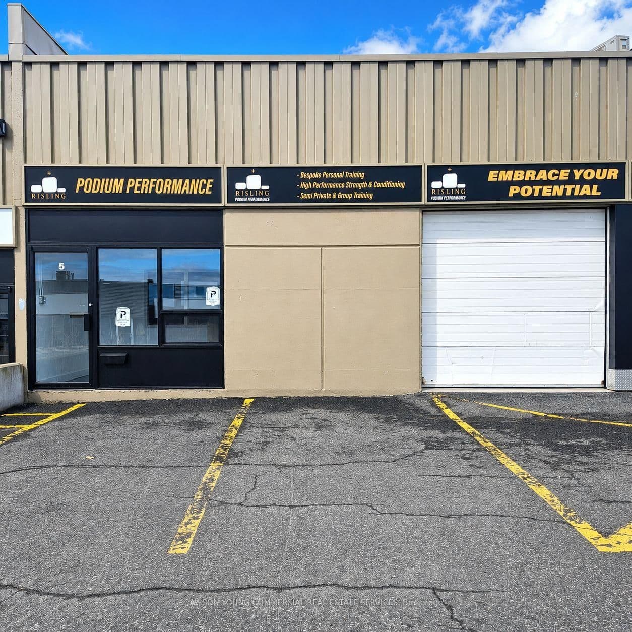 5 - 1580 Liverpool Court, Ottawa, ON