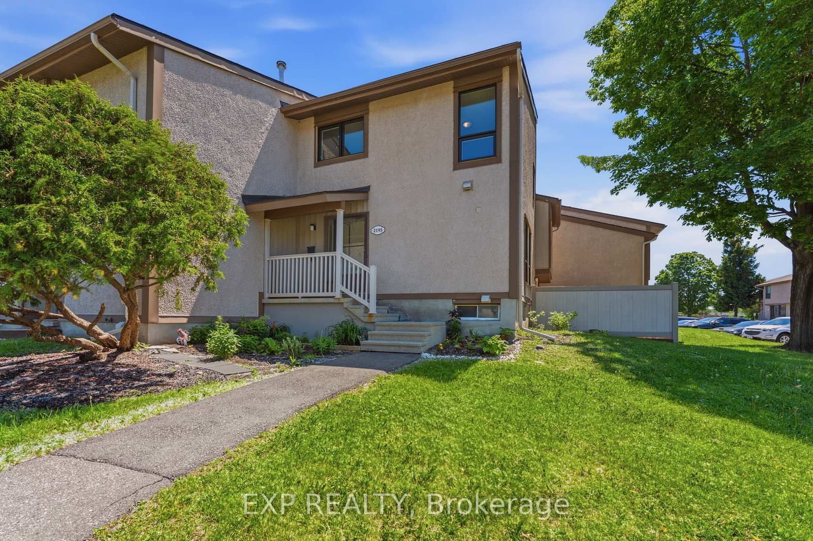 126 - 2195 Stonehenge Crescent, Ottawa, ON