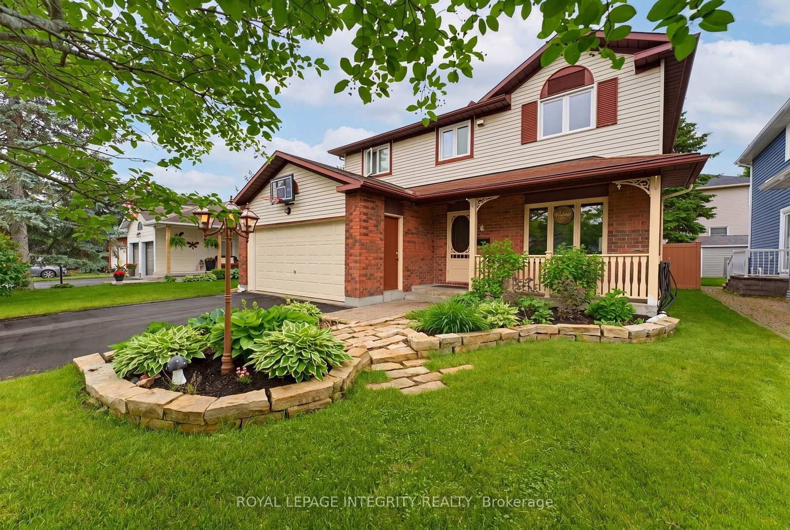 4 Adele Crescent, Barrhaven, ON — photo 3