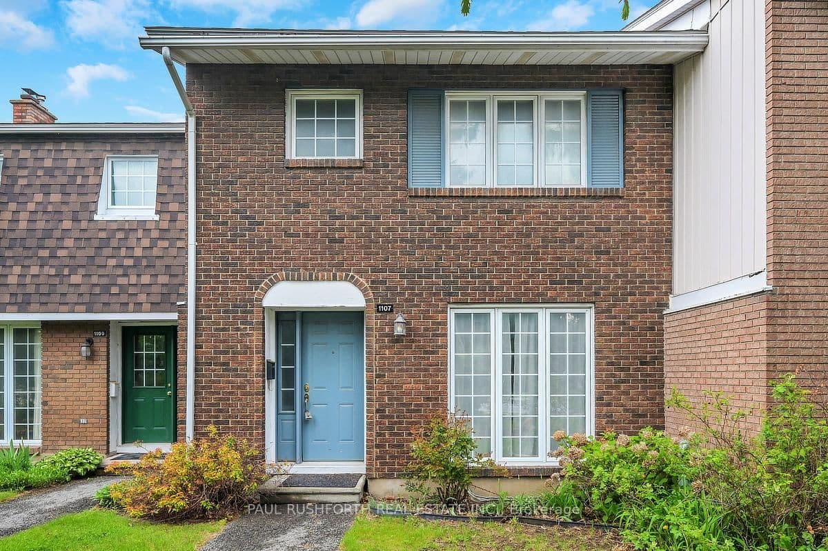 1107 Meadowlands Drive, Ottawa, ON